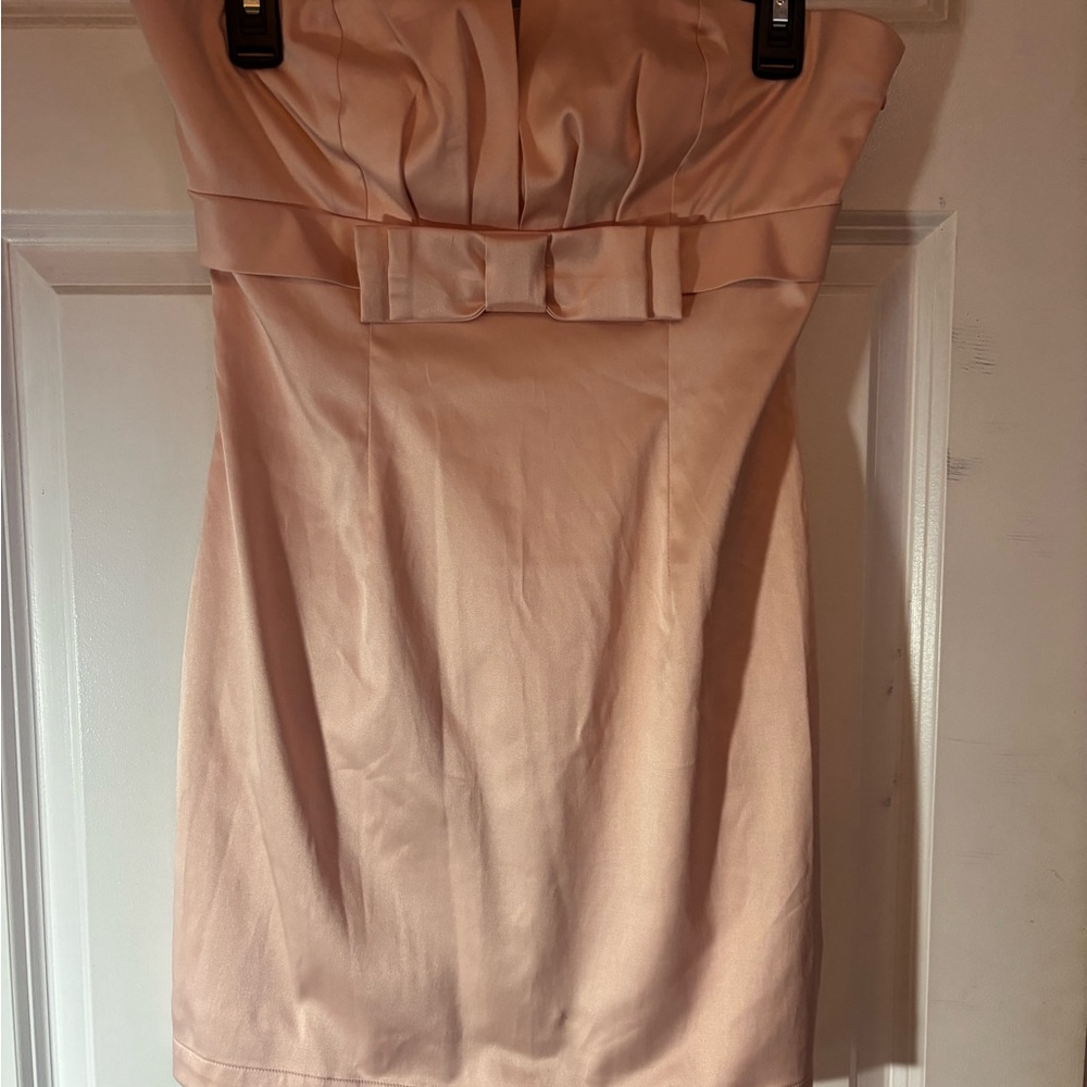 Elegant Pink Strapless Dress with Bow XXI Medium